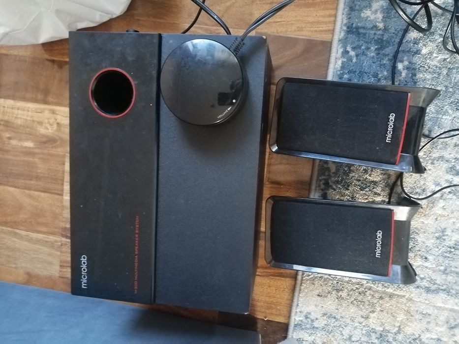 Продам домашние колонки с сабвуфером