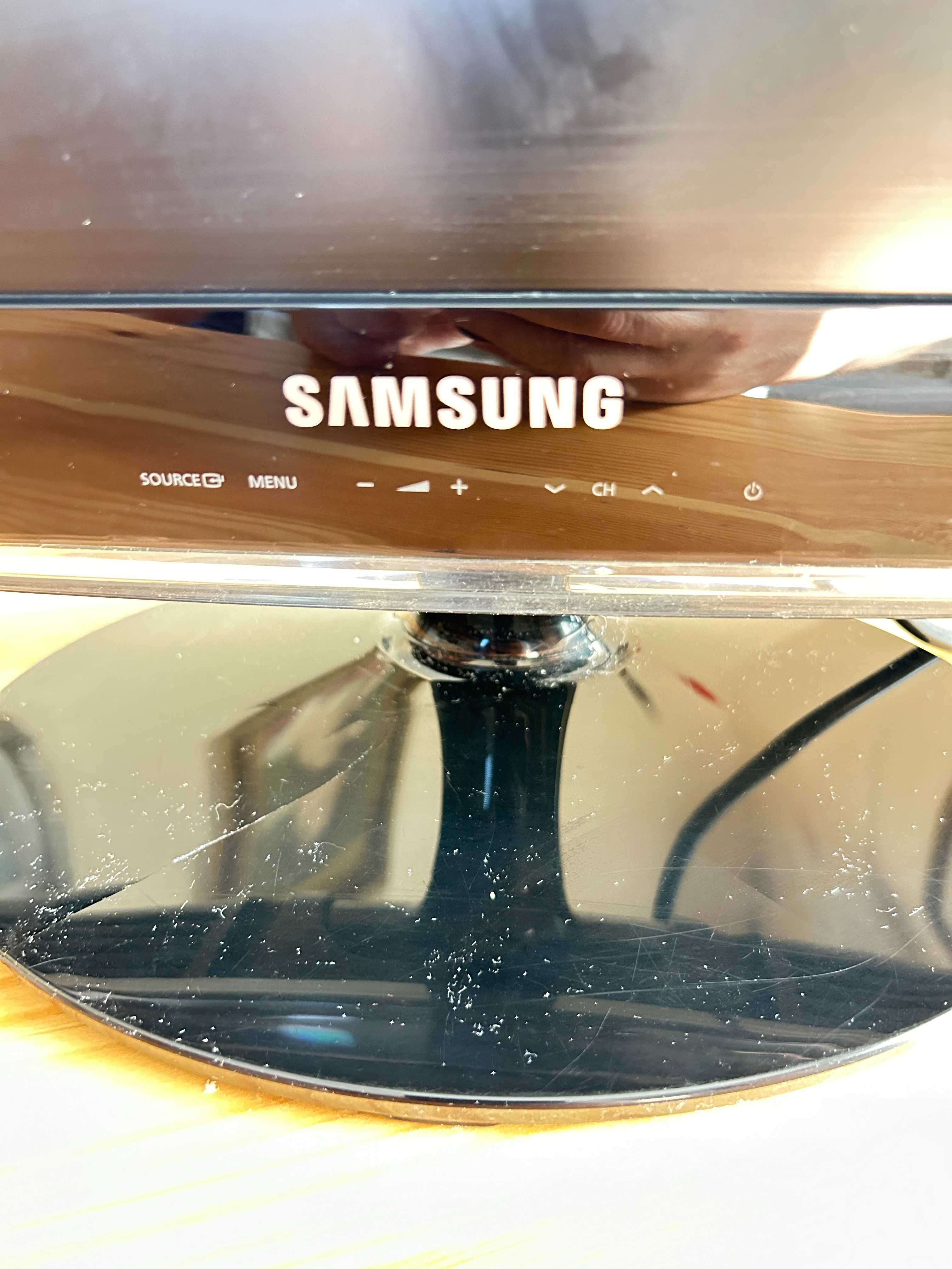 Телевизор Samsung 23 инча диагонал.