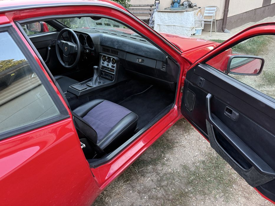 Porsche 944 , 1984 ,vehicul istoric , retro , de colectie