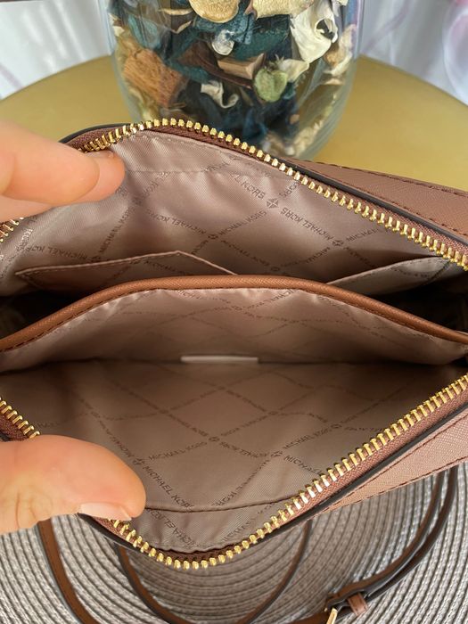 Дамска чанта Michael Kors Jet black Vanilla