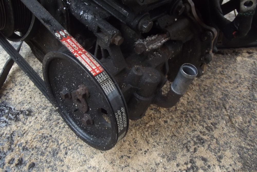 Pompa servo Ford Transit 2.2tdci an 2006-2011 pompa servodirectie 2.2
