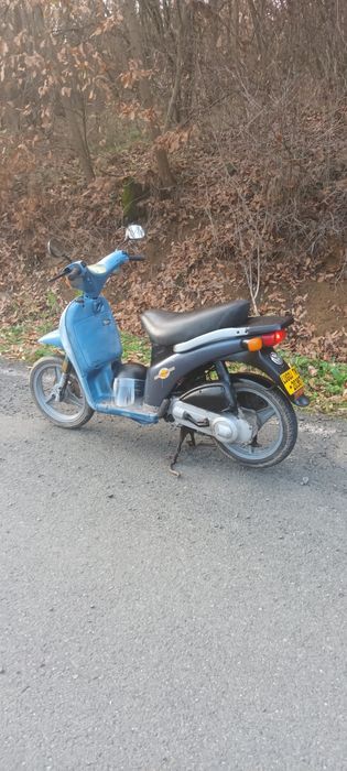 Piaggio free anmatriculat.