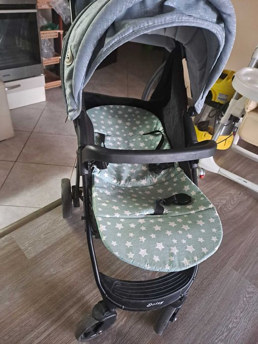 Продавам лятна количка