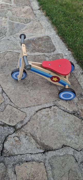 Детска триколка дървена