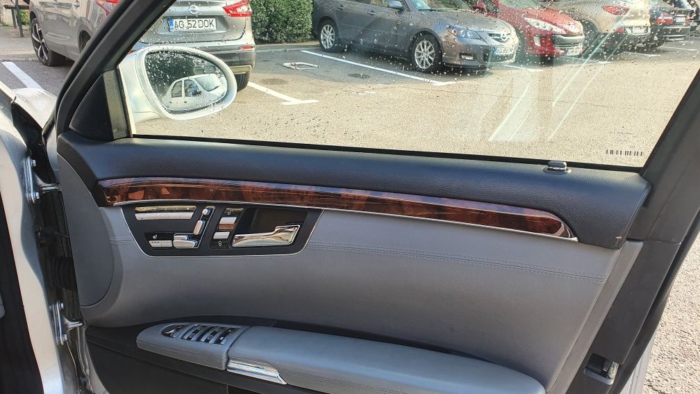 Fata de usa Mercedes S class W221 pasager sofer stanga dreapta fata