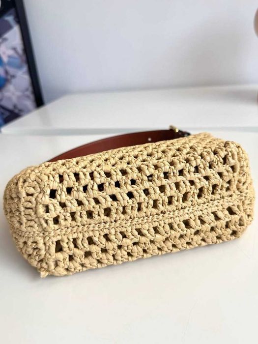 Geanta premium Louis Vuitton Hills Pochette (M14304)