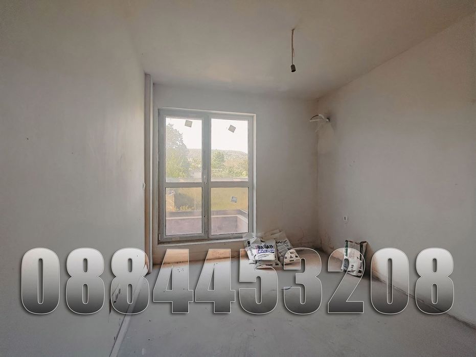 Продава се Двустаен апартамент в Варна, Левски - 79 кв.м за 1392 €/кв.м - Снимка #3