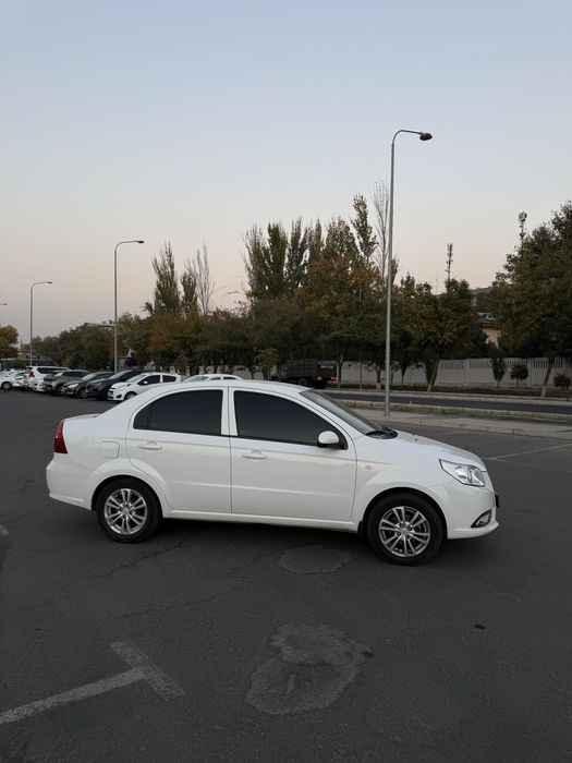 Nexia 3 LTZ 4 позиция автомат