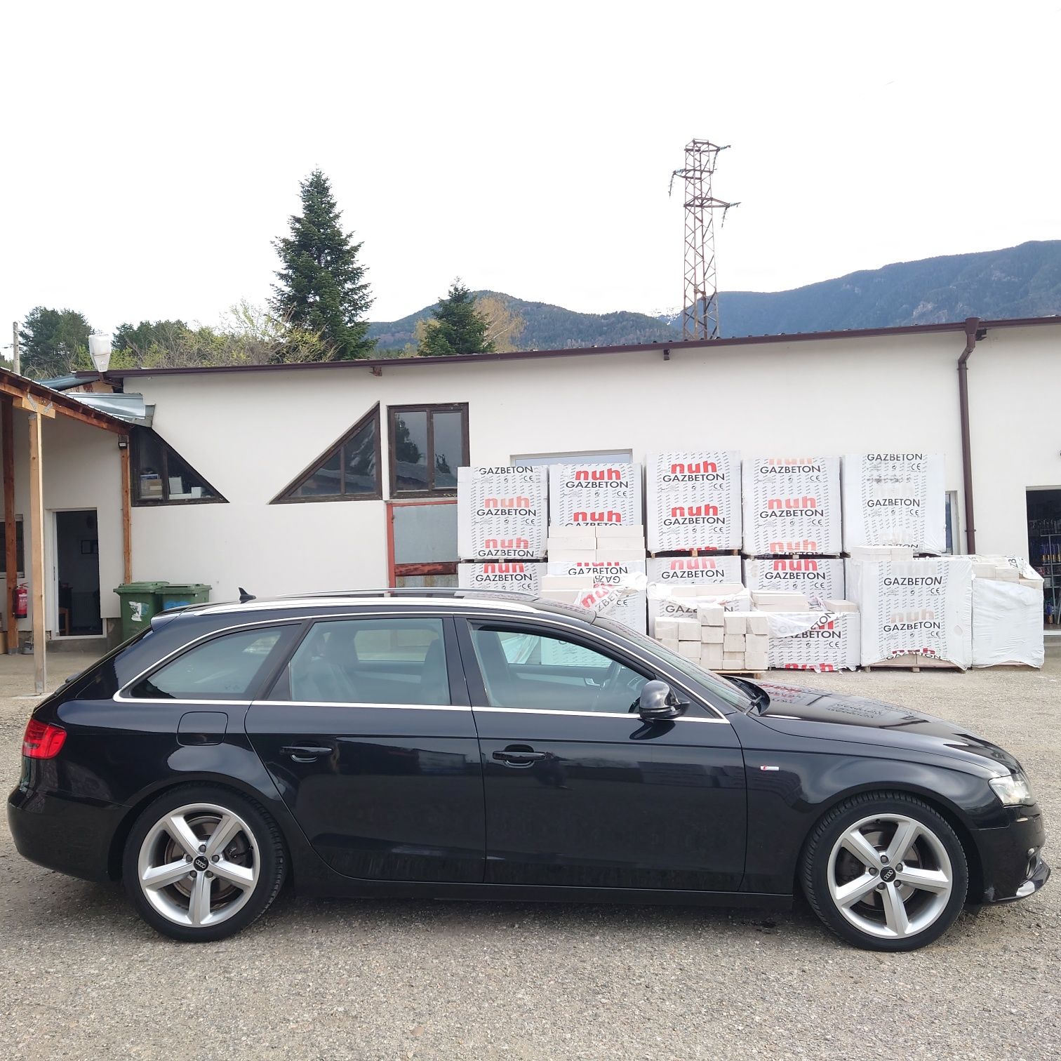 Audi A4 2.0 TDI S line