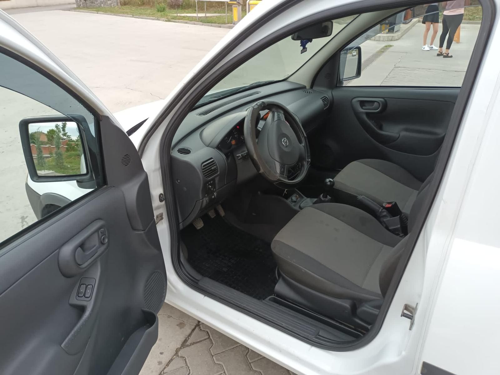Opel combo 2011 - autoutilitara