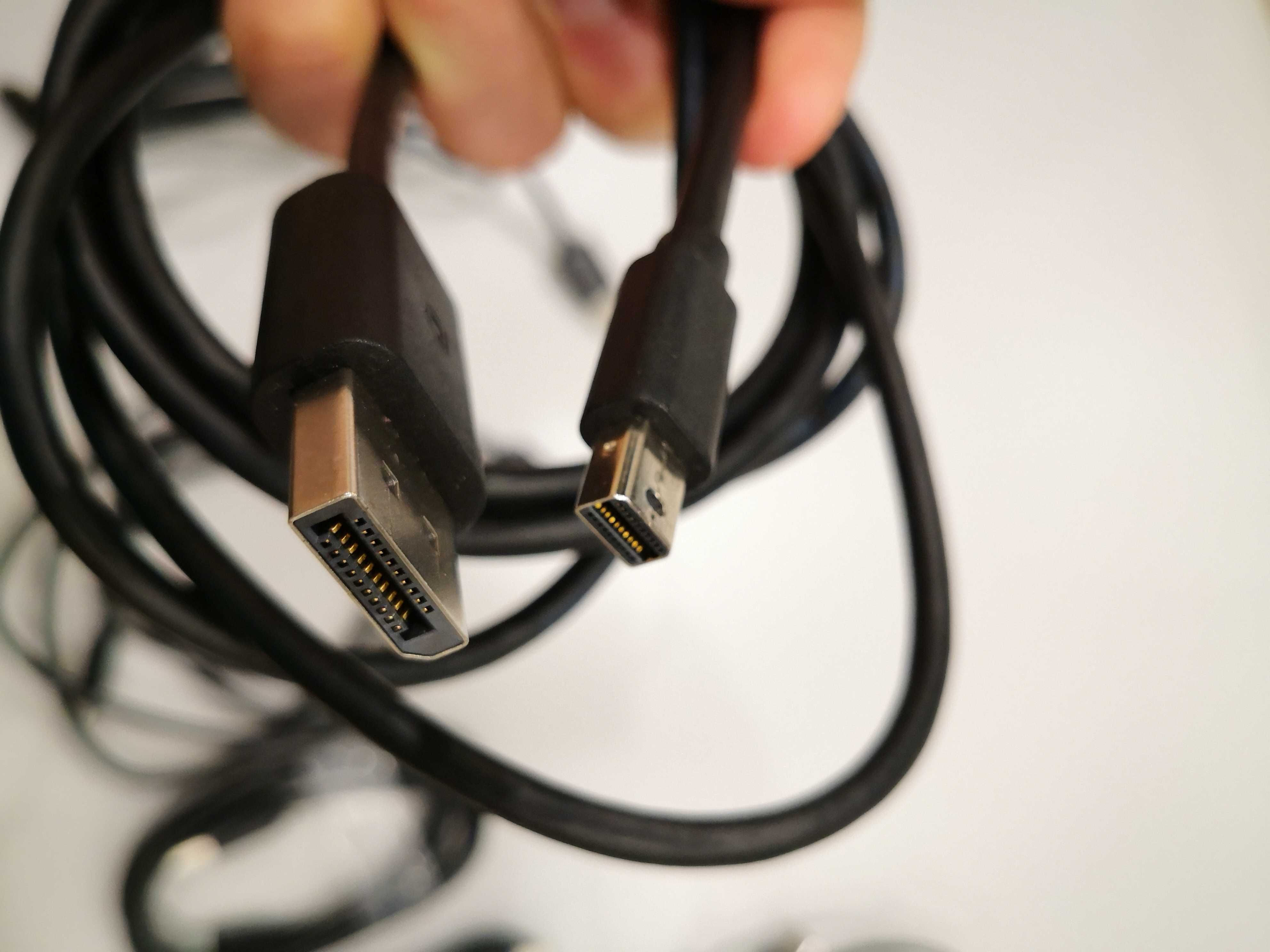 Cabluri mini DisplayPort/Thunderbolt la DisplayPort