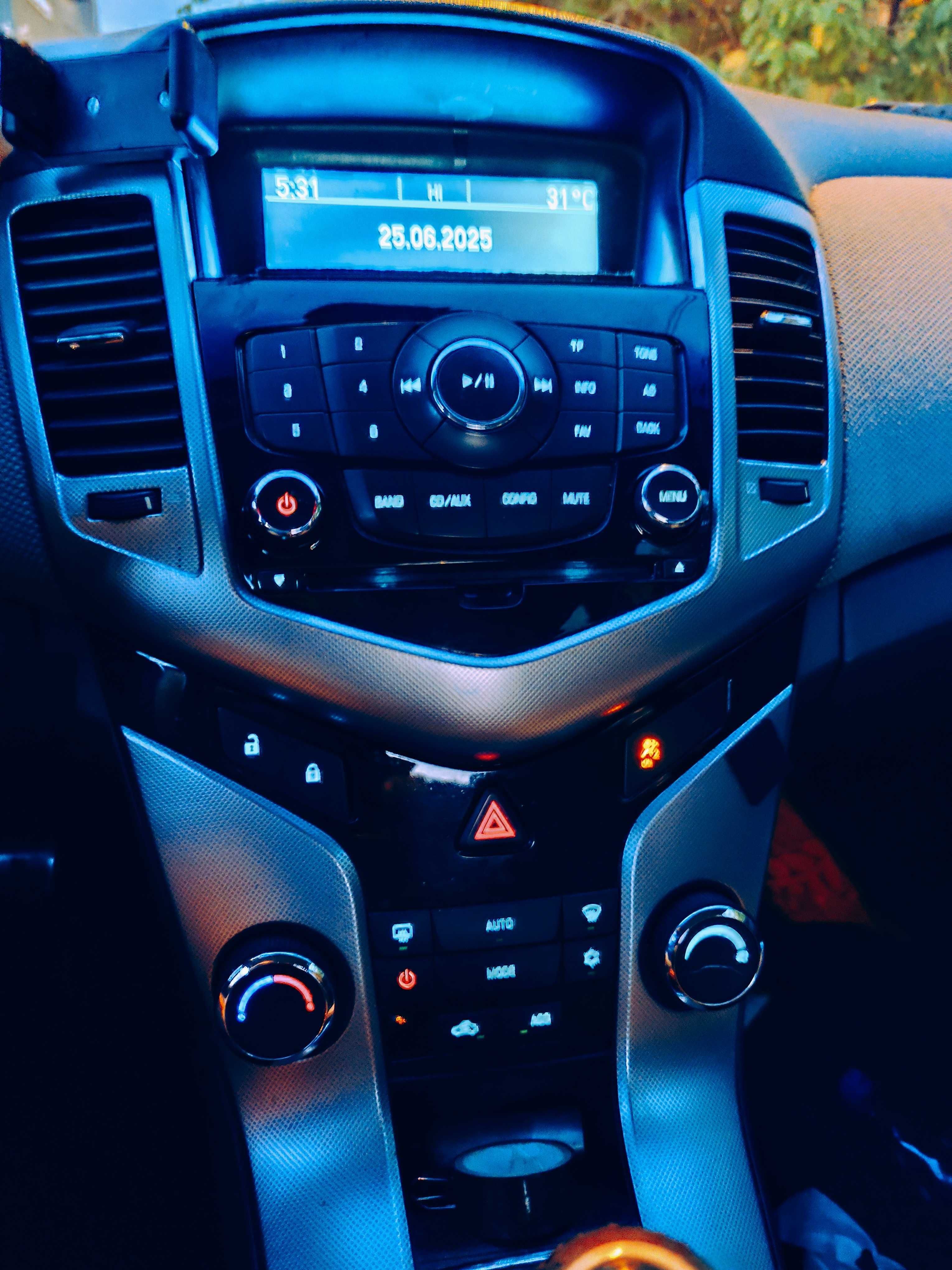 Vand Chevrolet Cruze diesel,an 2010 in stare buna de functionare