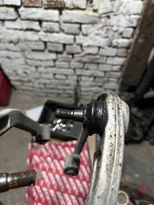 Предни Горни Носачи за Nissan 350z 2003-2007