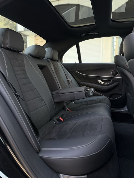 Mercedes Benz W213 E200
