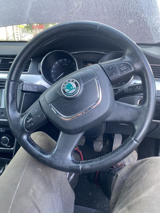 skoda superb 2012 2.0tdi на части шкода супърб