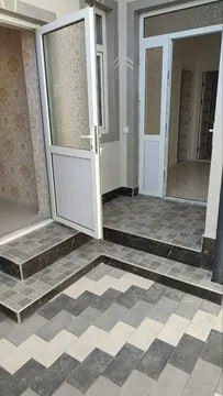 Продаю коттедж около метро 2 бекат, Янгихаёт район