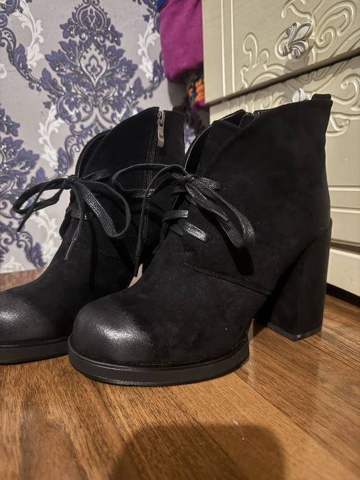 Продам новые сапоги зимние