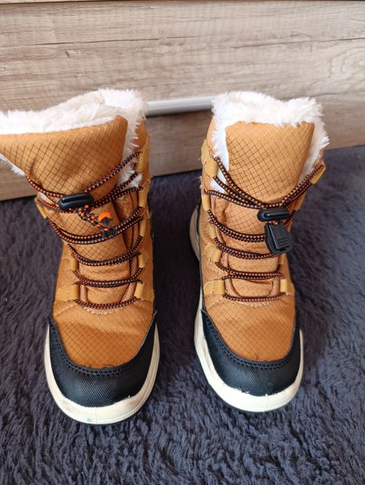 Детски боти с вълна