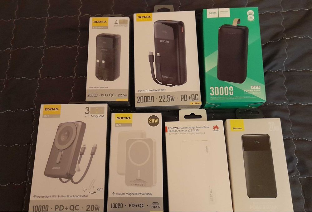 baterie externa 20000-30000mA powerbank fast charge , Magsafe , afisaj