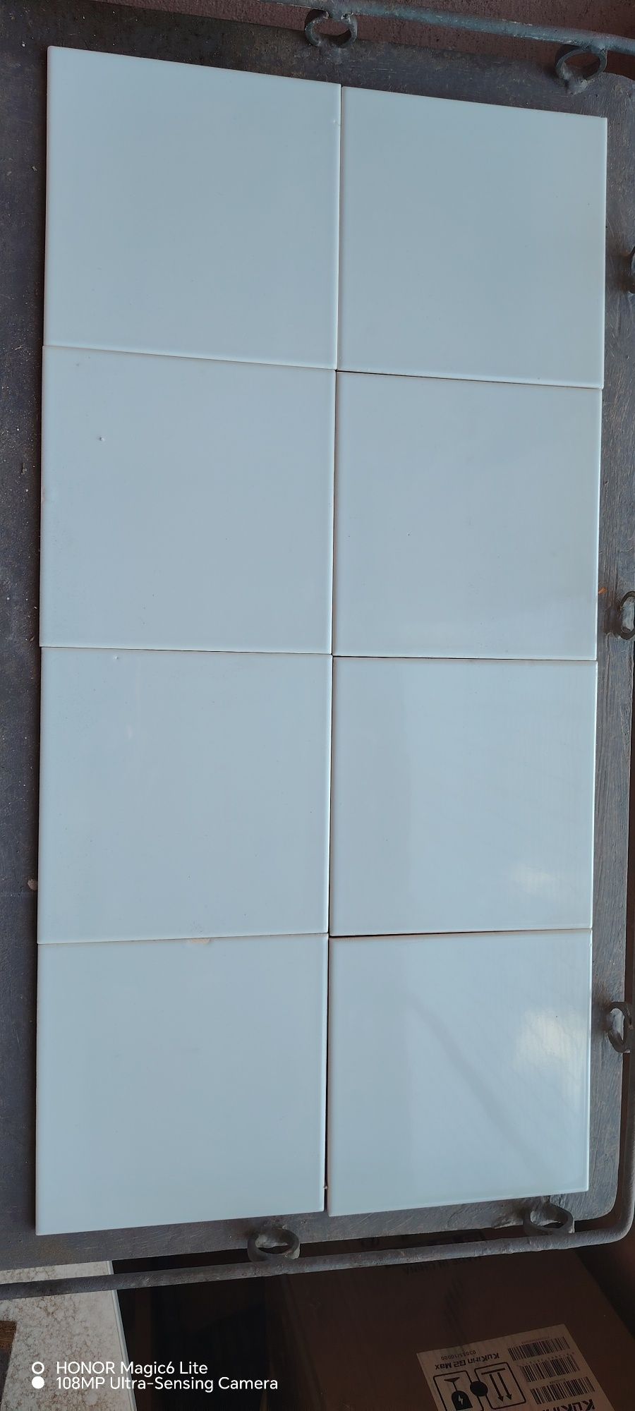 Фаянсови плочки 0.10 ст.за брой,  3 качество,15 кашона сини,25 кашона