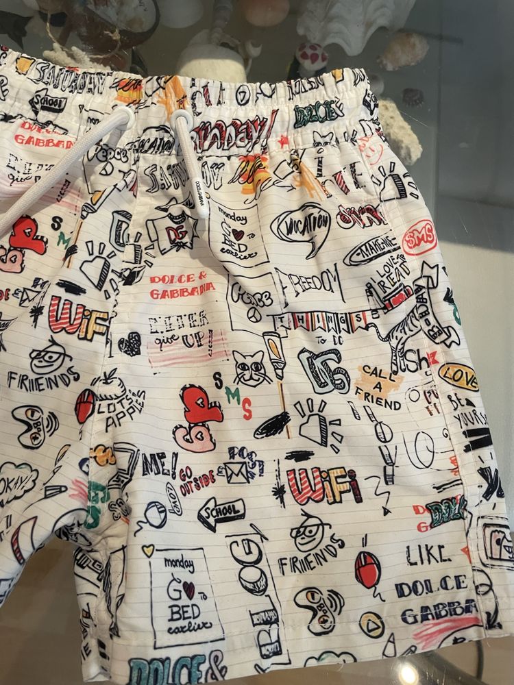 Продавам Оригинални Dolce and Gabbana