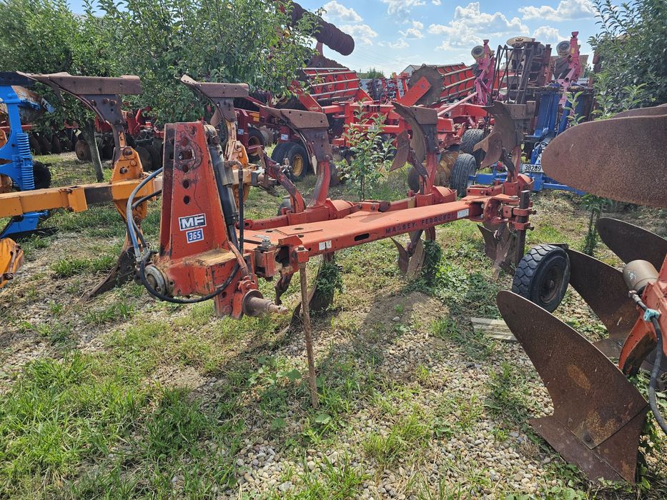 plug kompaktor semanatoare paioase parasitoare freza presa grebla