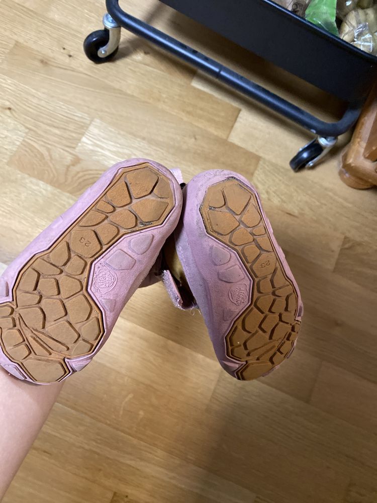Детски боси обувки боти