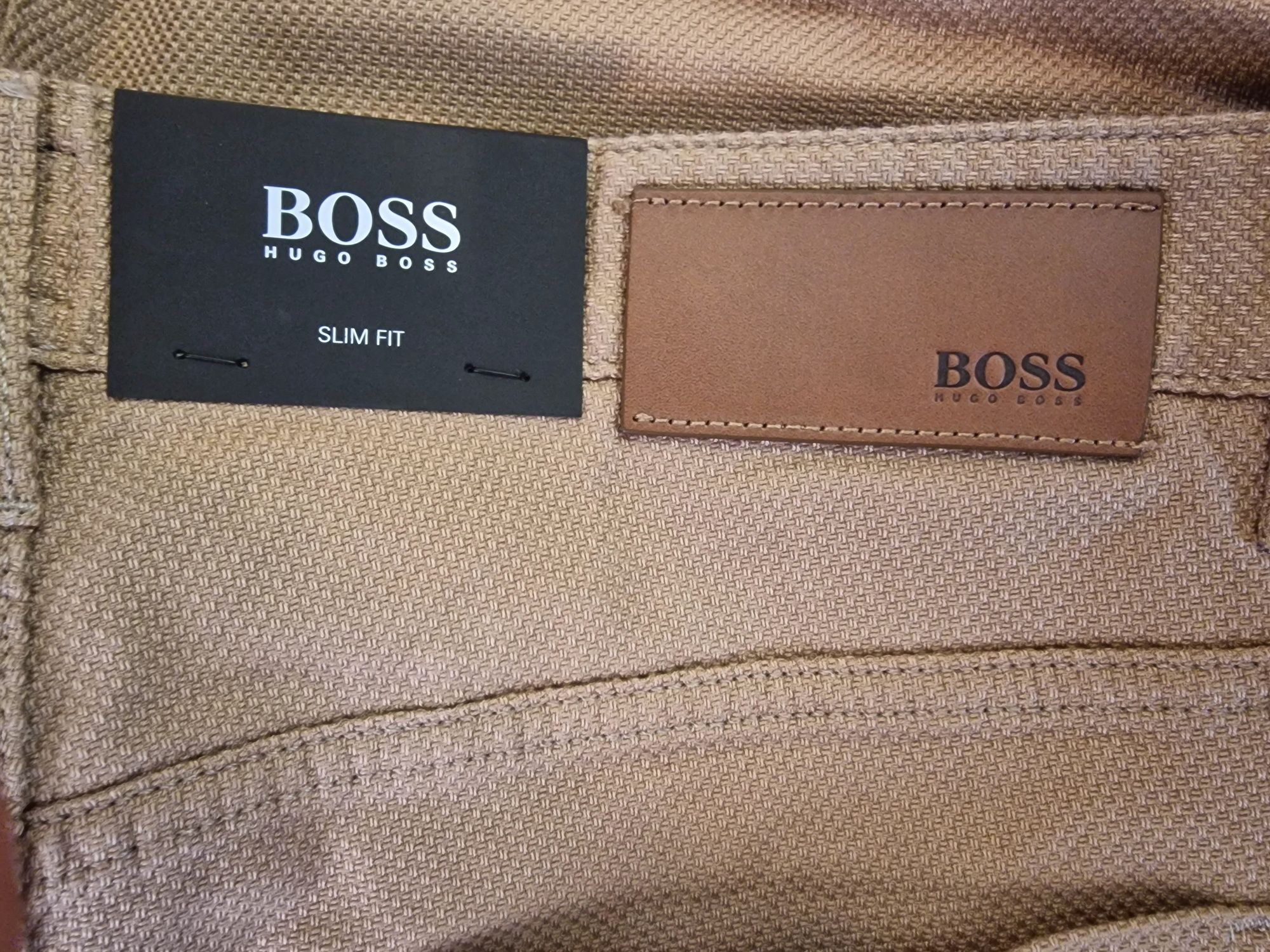 Pantaloni Boss (originali)