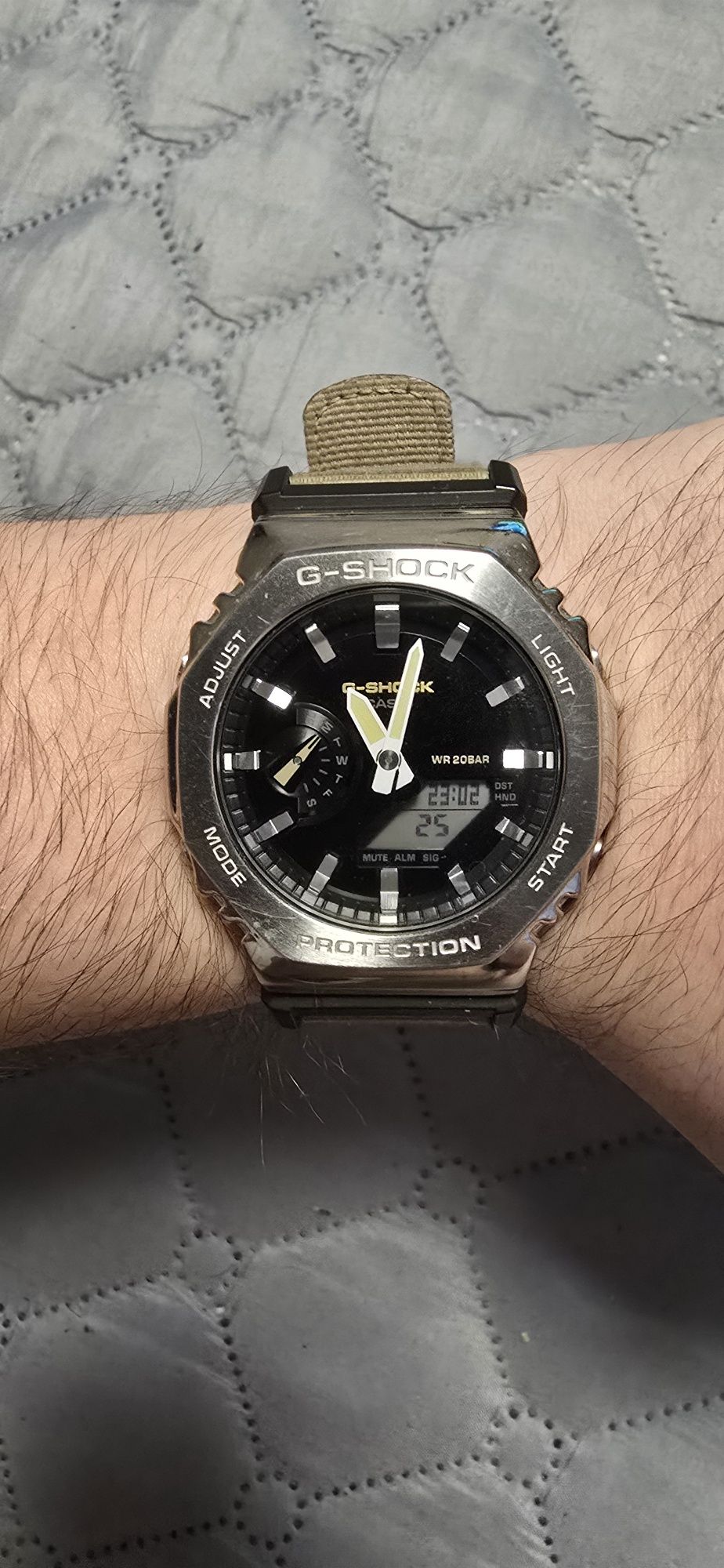 Часовник Casio G-Shock GM-2100C-5AER