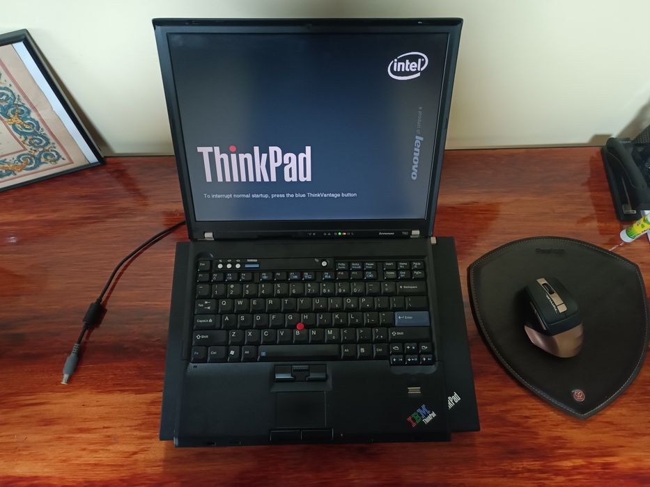 IBM ThinkPad T60 подарък чанта и безжична мишка.