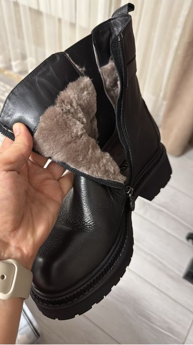 Продам челси  Ilvi кожа