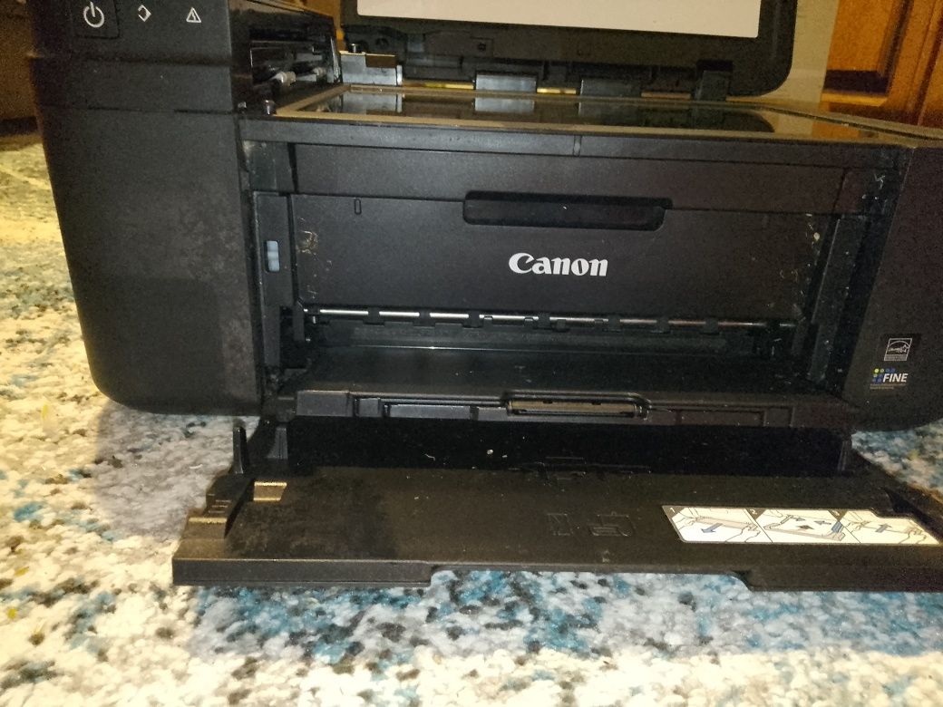 Imprimantă CANON