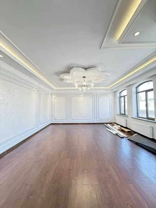 Uchtepa Letiraturniyda 2 etajli 1.5 sotok kottej hovli