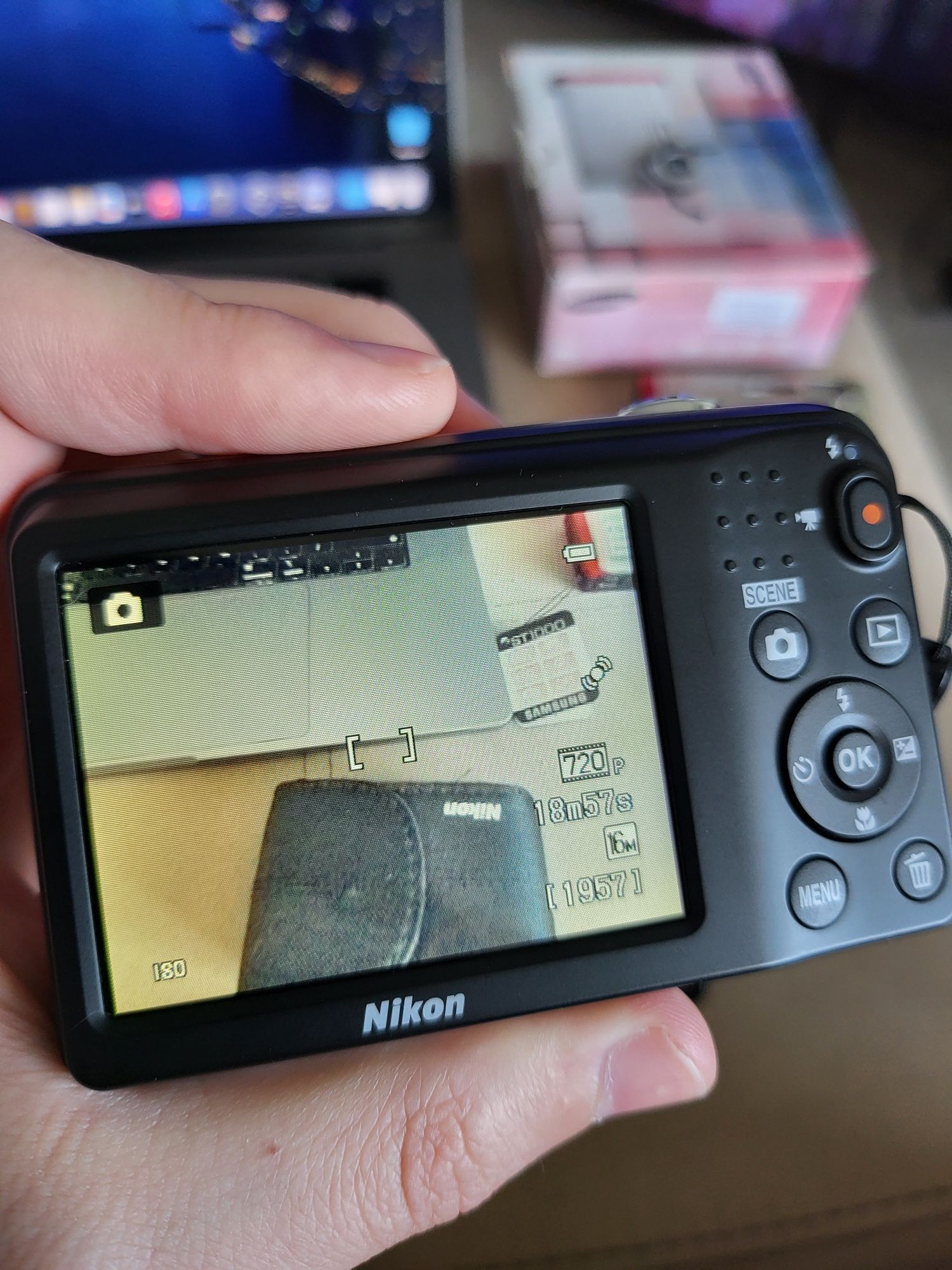 Nikon Coolpix L29 перфектен