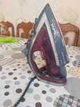 Утюг Tefal FV6840E0 красный