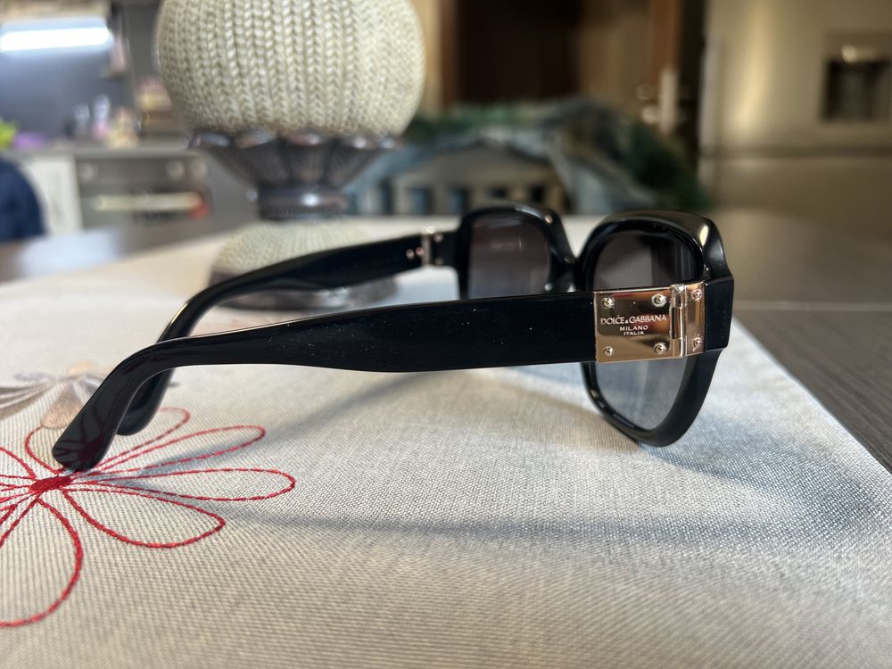 Дамски слънчеви очила Dolce & Gabbana