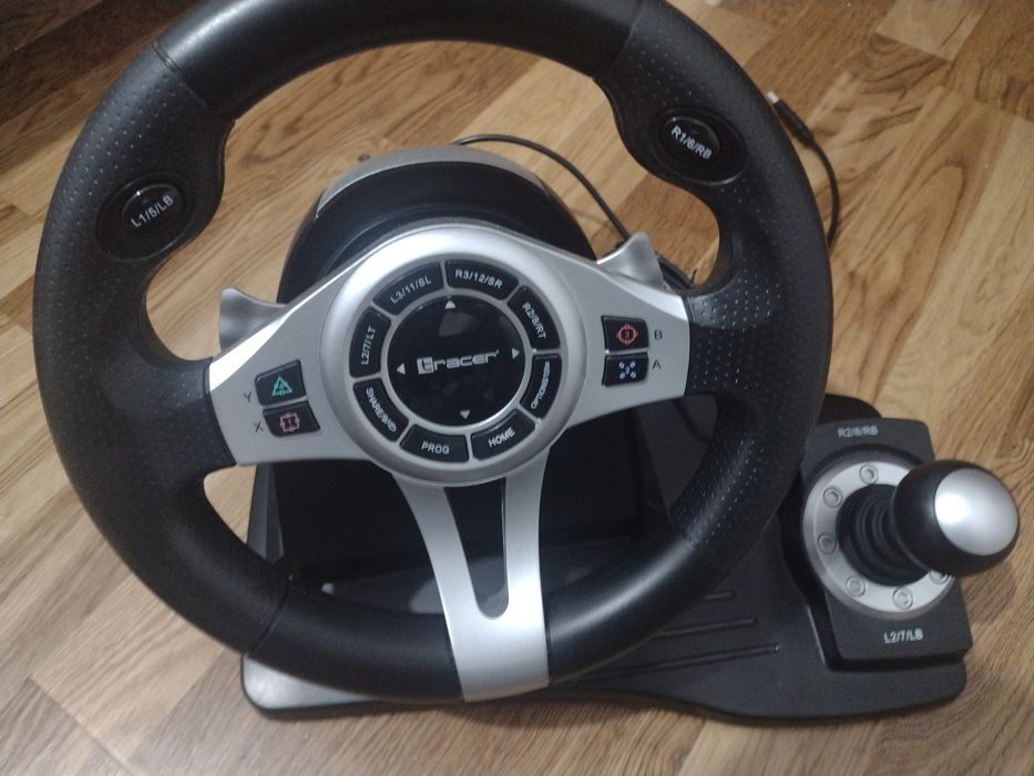 URGENT TREBUIE VANDUT!! Volan tracer , 4 in 1 pentru gaming!!