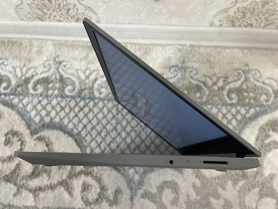 Продам ноутбук Lenovo Ideapad 3