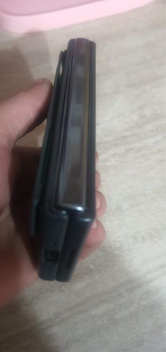 Samsung Z fold 4