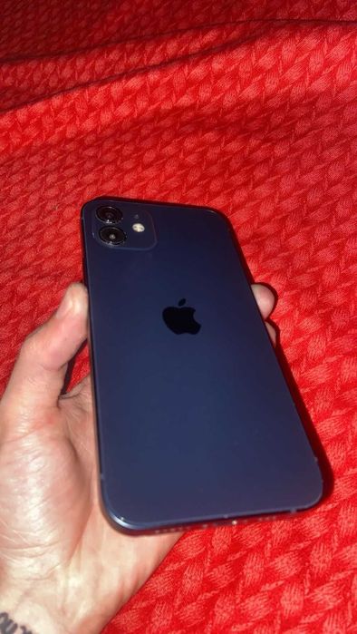 iPhone 12 85% sanatate