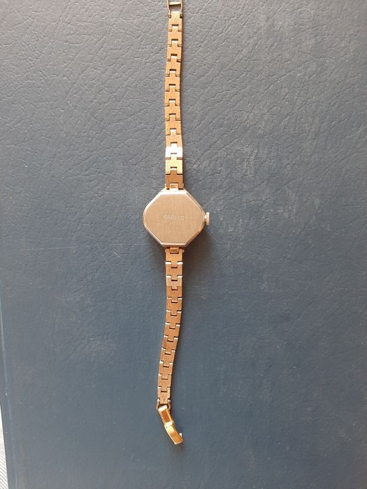 Часы женские позолоченные СССР