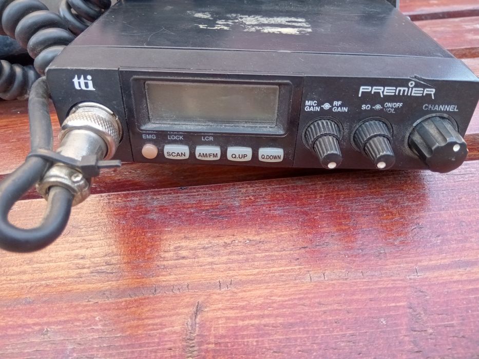 Statie radio cb ,defecta