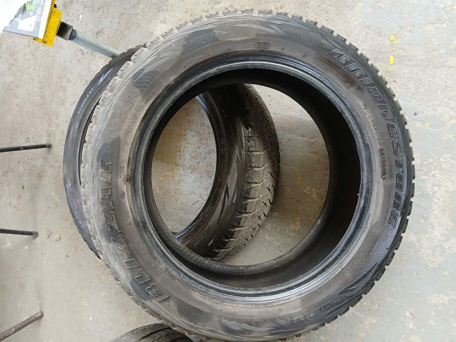 Bridgestone 235/55 /18