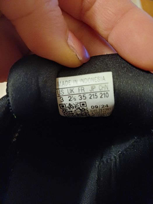 Маратонки адидас в много добро състояние