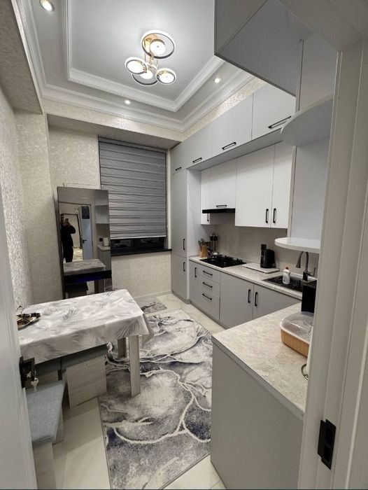 Sebzor Gafur G'ulom metro yonida 2 xonali