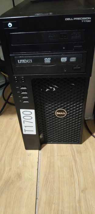 продавам работна станция Dell Precision T1700