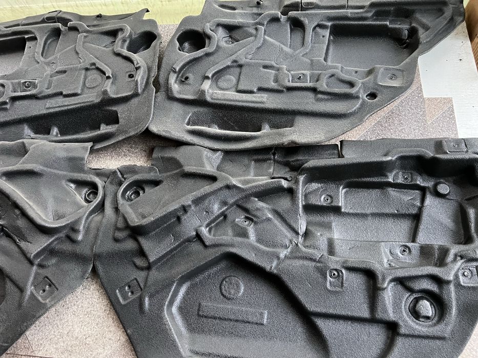 Set Panouri Fete Usi Bmw 3 E46 Set Izolatoare Protectie antiCondens