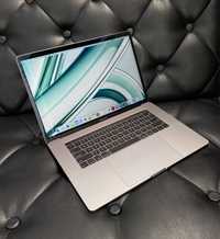 Apple Macbook Pro 2018 года 15-inch i7 16-256 GB в хорошем состоянии