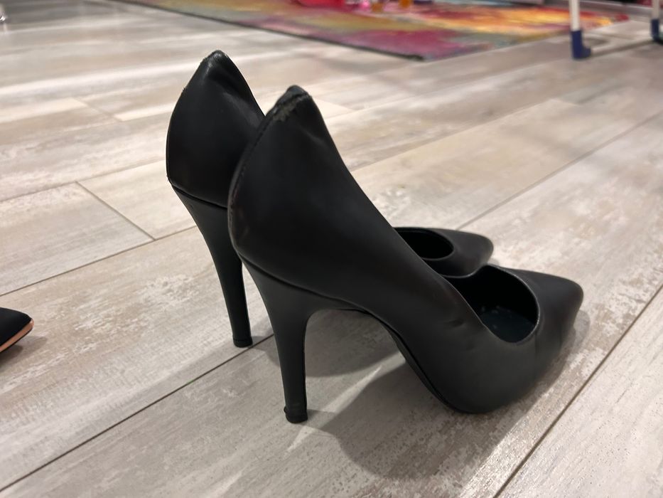 Pantofi Stileto !
