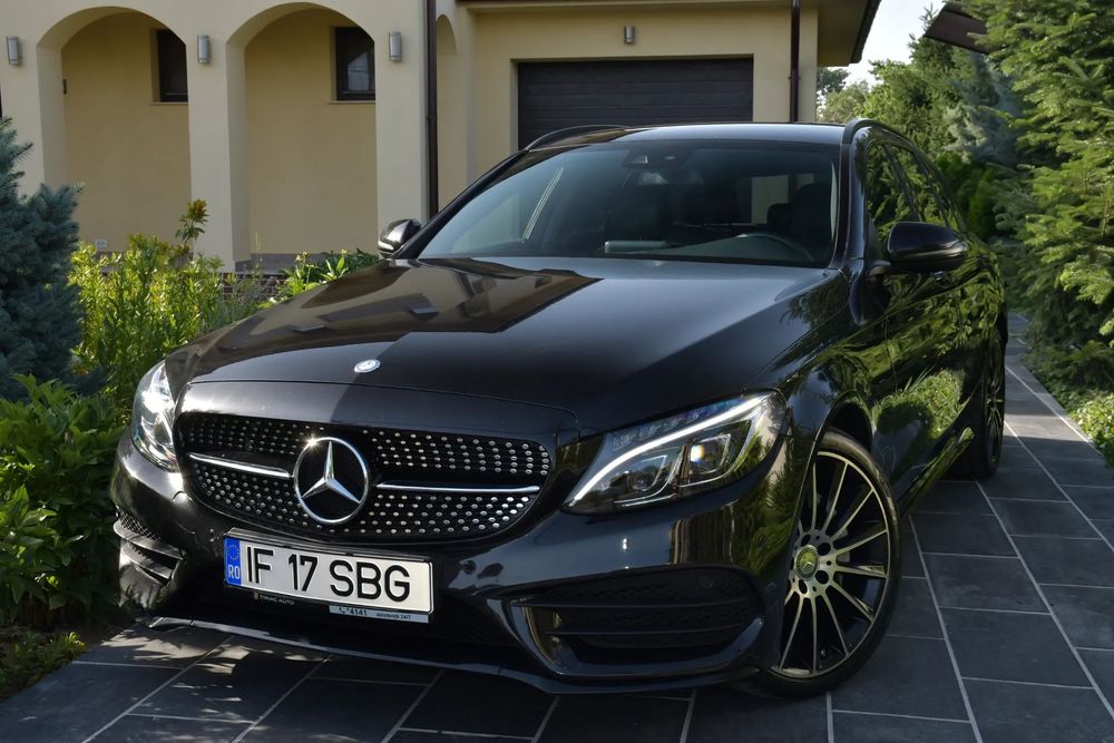Mercedes-Benz C C220d 4Matic #AMG #Airmatic #Burmester #ILS LED #Carlig #Service major